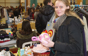 TROC &amp; PUCES : 1.700 visiteurs à la halle des sports