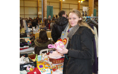 TROC &amp; PUCES : 1.700 visiteurs à la halle des sports